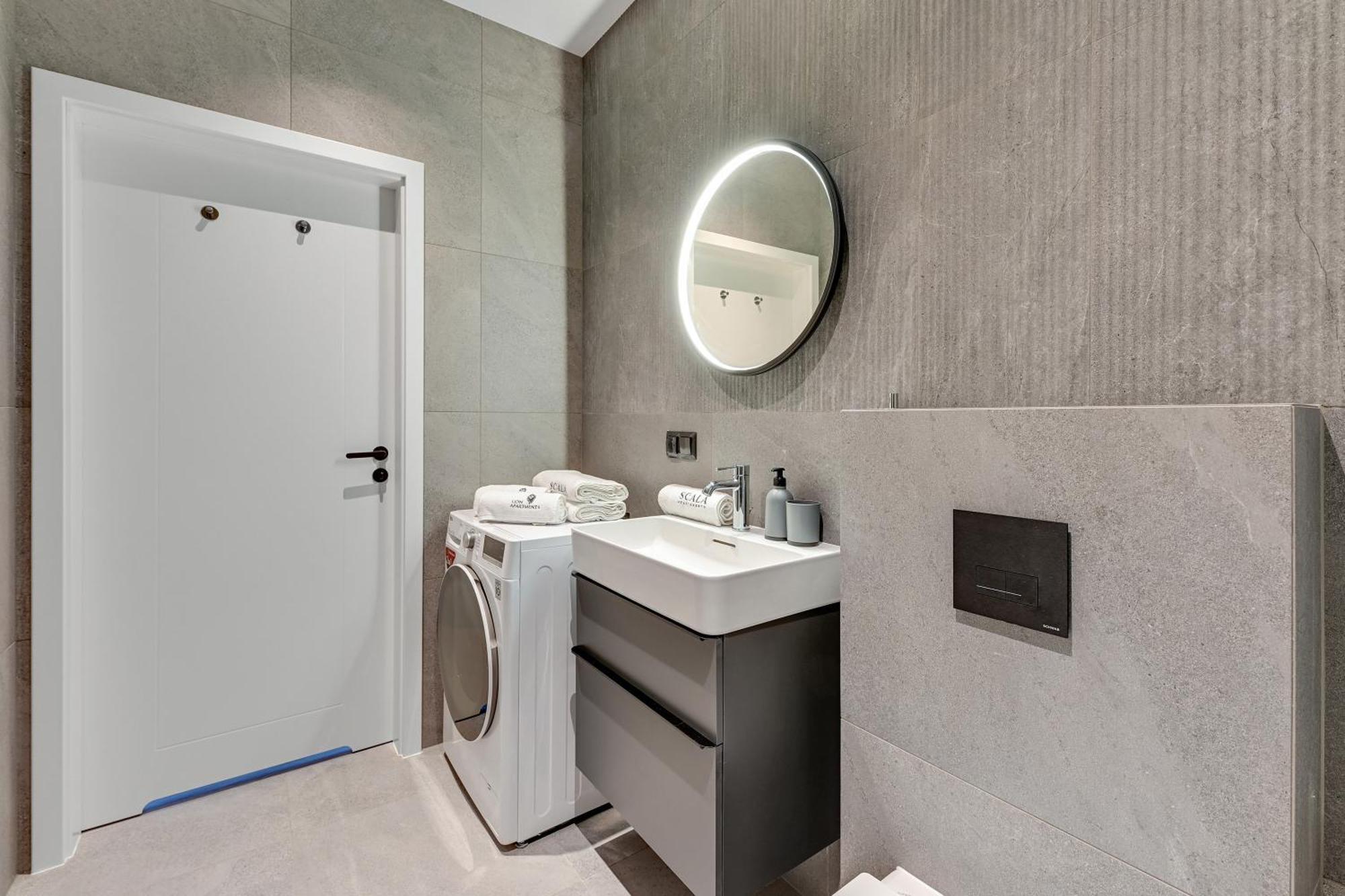 Scala City Center Apartments & Studio By Lion Apartments Gdansk Bagian luar foto
